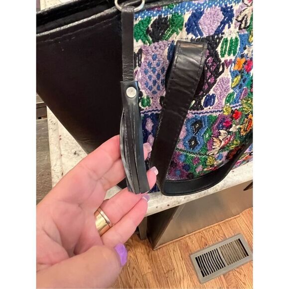 Black Heavily Embroidered Bird Motif Tote Style Bag - Picture 9 of 10